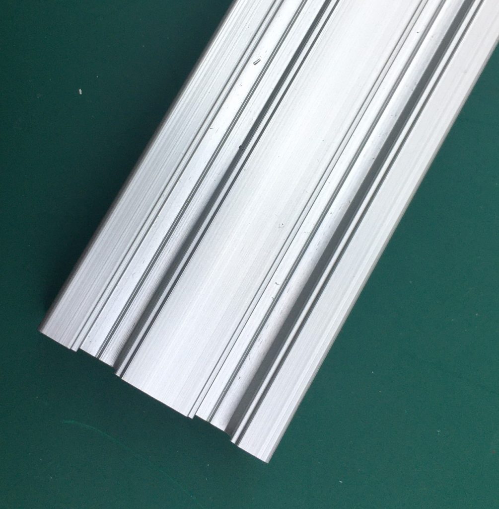Nhôm định hình 20x40