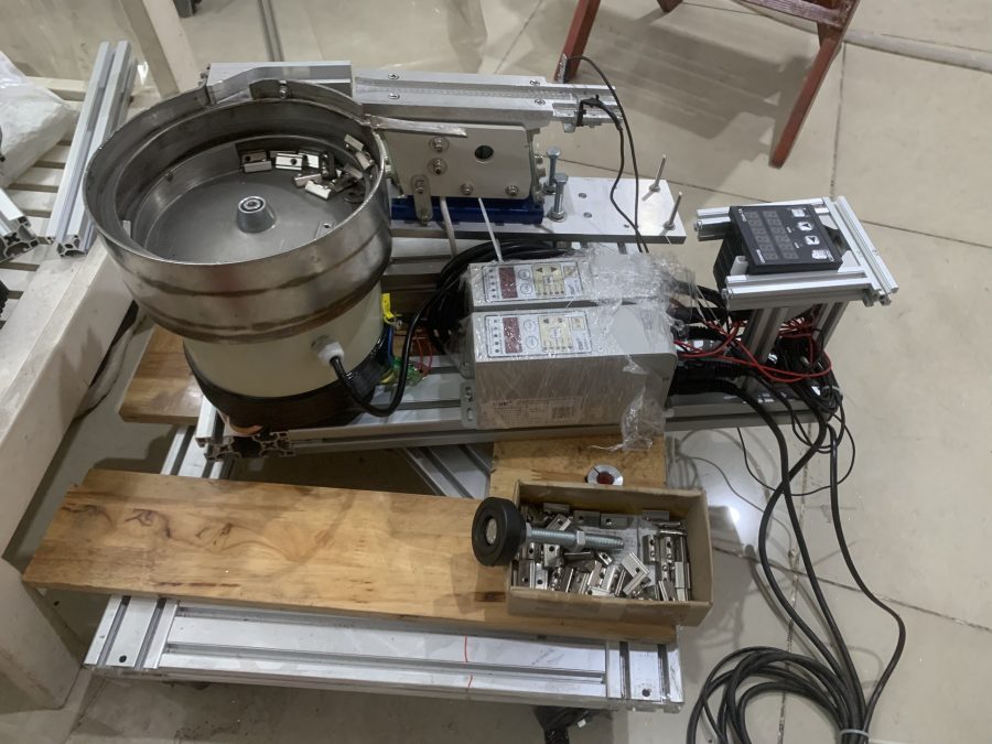 Máy Rung Cấp Phôi