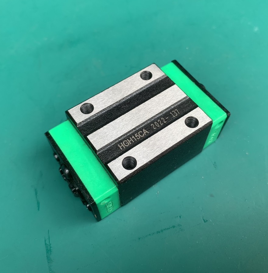 Con trượt vuông 15 HGH15CA