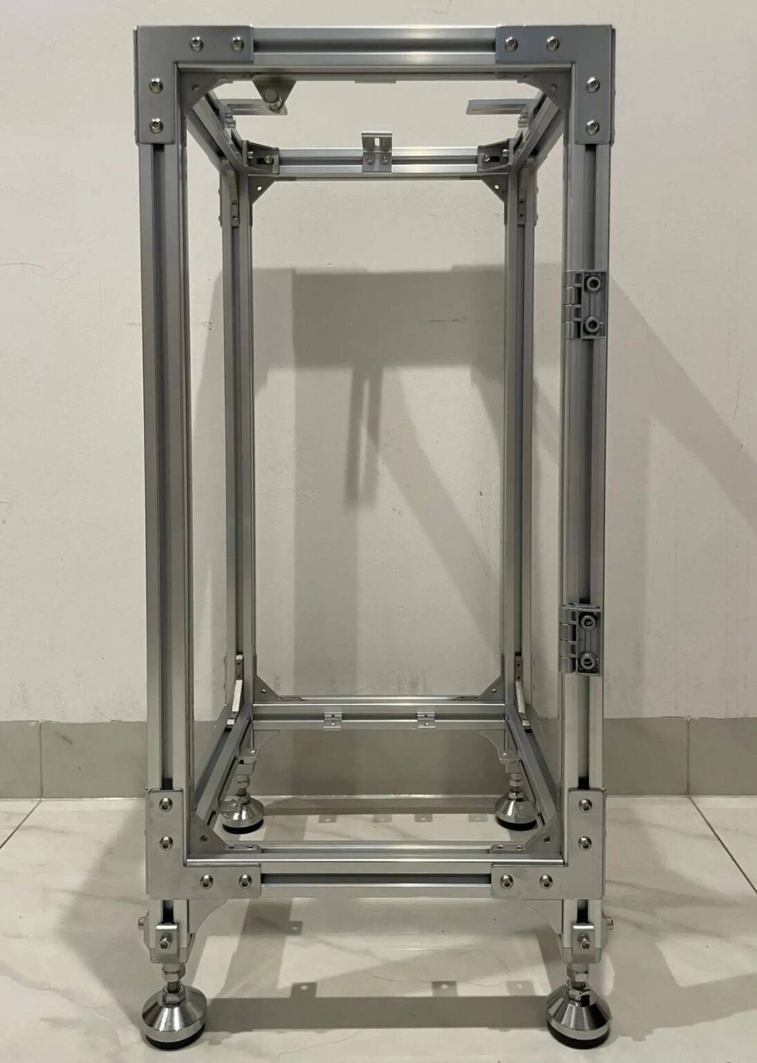 Kệ hồ cá - khung nhôm định hình 30x30
